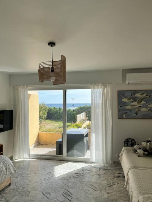 Studio Cosy Avec Terrasse Sur La Plage La Seyne-sur-Mer Esterno foto