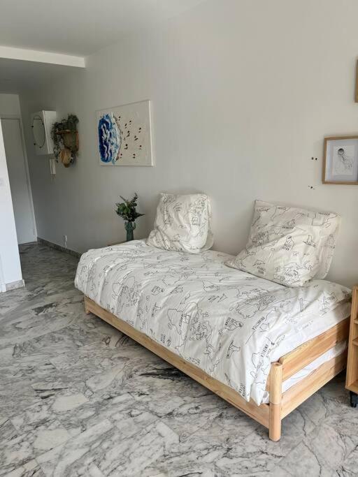 Studio Cosy Avec Terrasse Sur La Plage La Seyne-sur-Mer Esterno foto