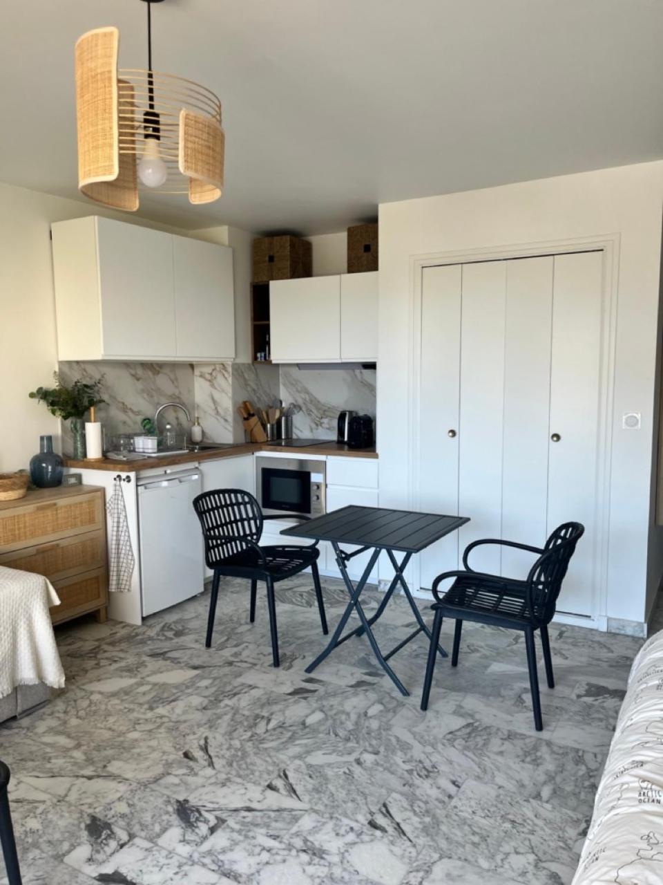 Studio Cosy Avec Terrasse Sur La Plage La Seyne-sur-Mer Esterno foto